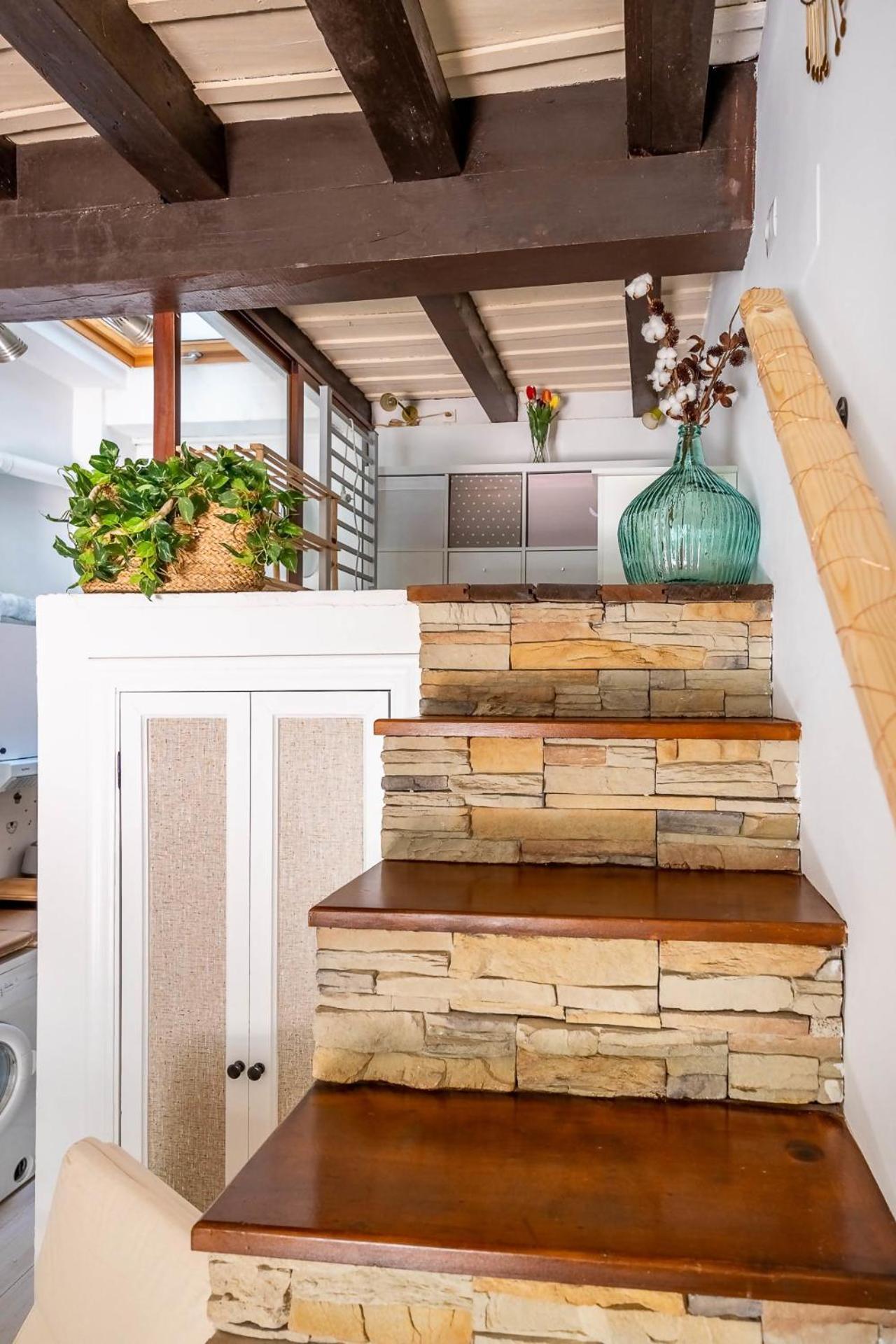 Comfy Away - Estudio En Patio De Vecinos En Las Setas Seville Ngoại thất bức ảnh
